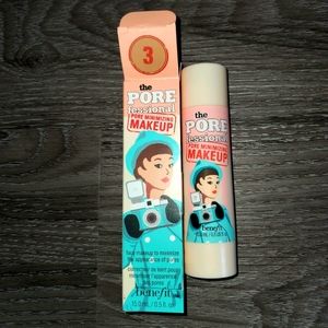 πHOST PICπ₯ 3/$40 - BNIB Benefit Agent Zero foundation colour #3